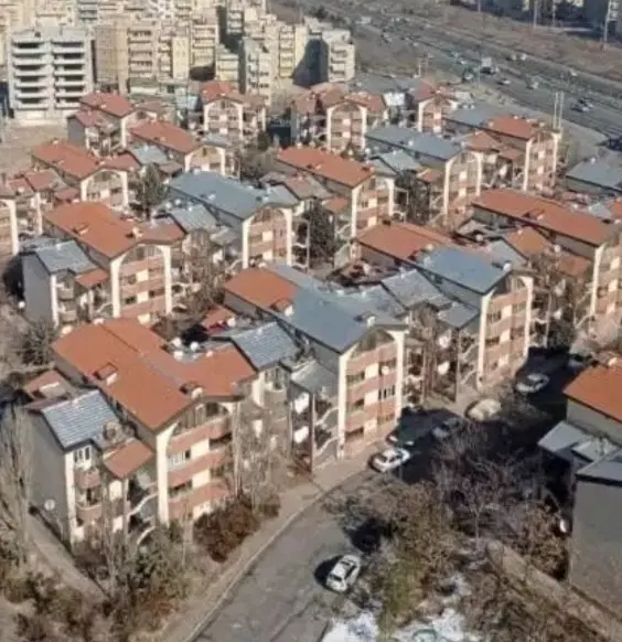 ولیعصر ۲، کوی ویلایی جماران