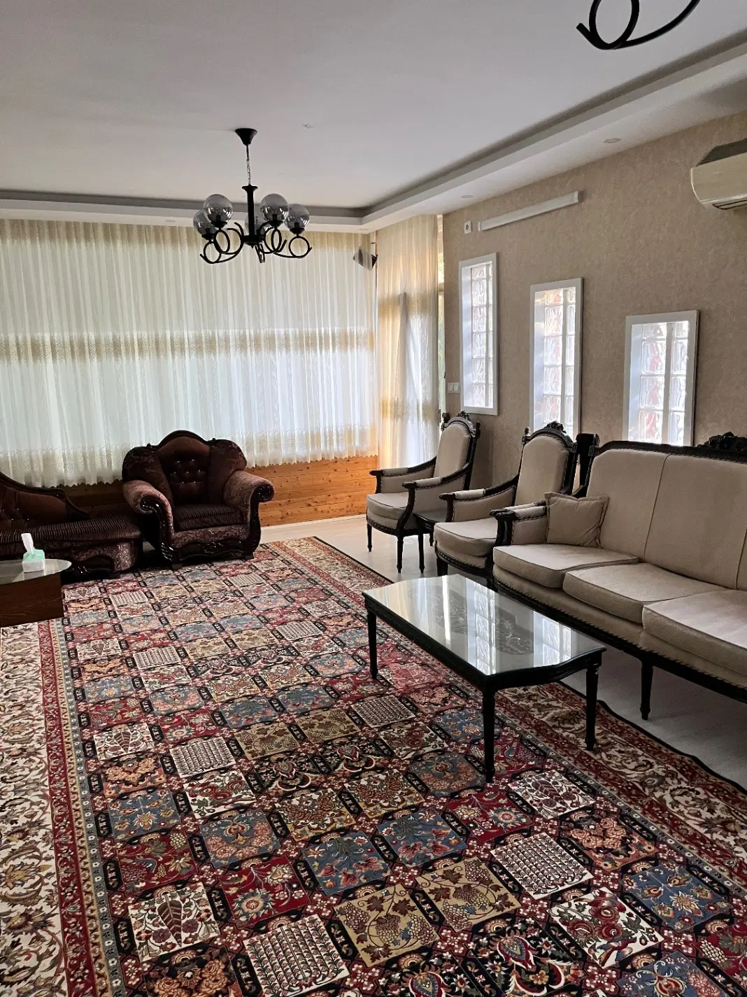 فروش باغ‌ویلای ۲۰۰۰متری شیدان