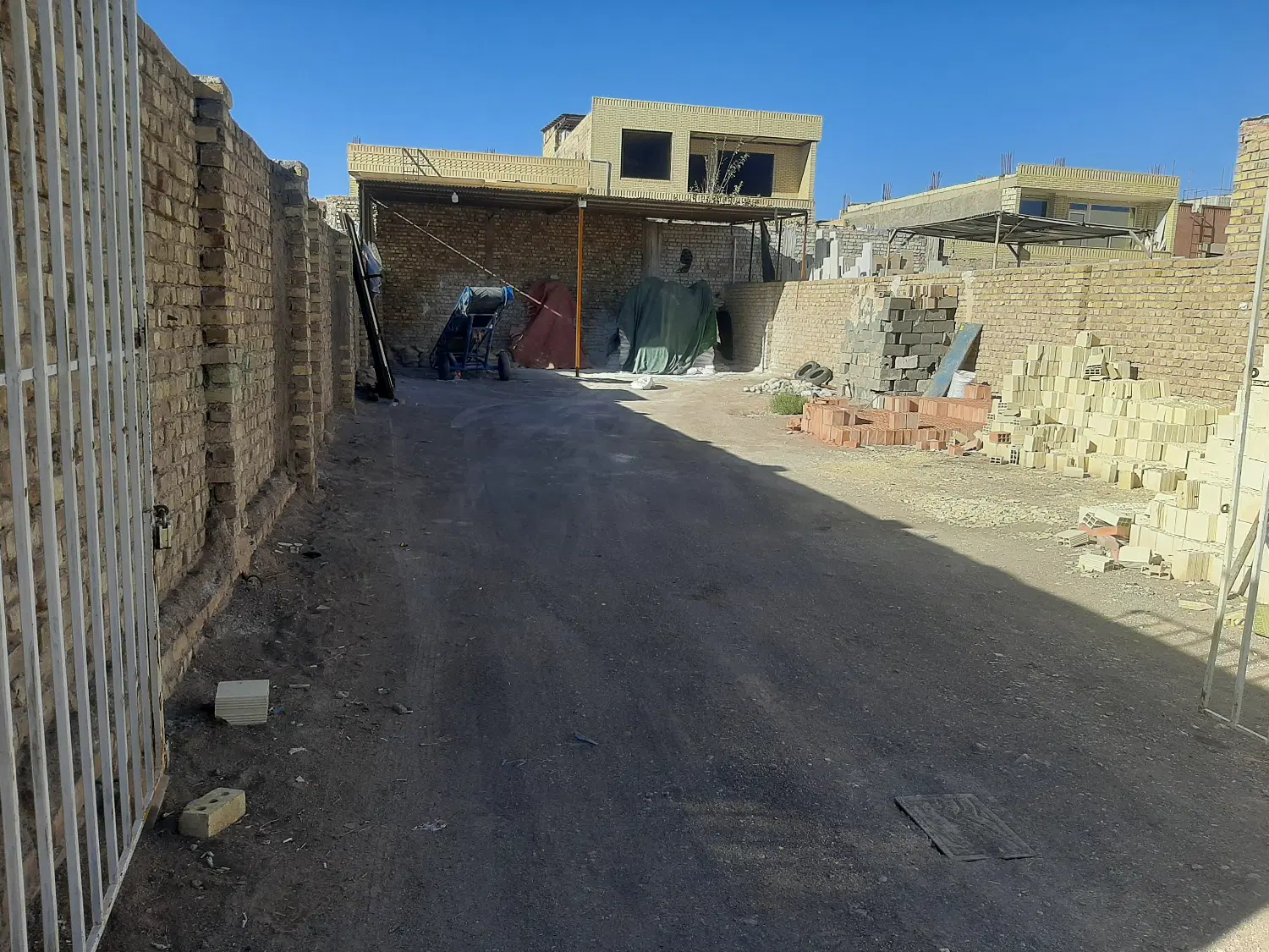 اجاره کارگاه جهت مصالح ساختمانی و...