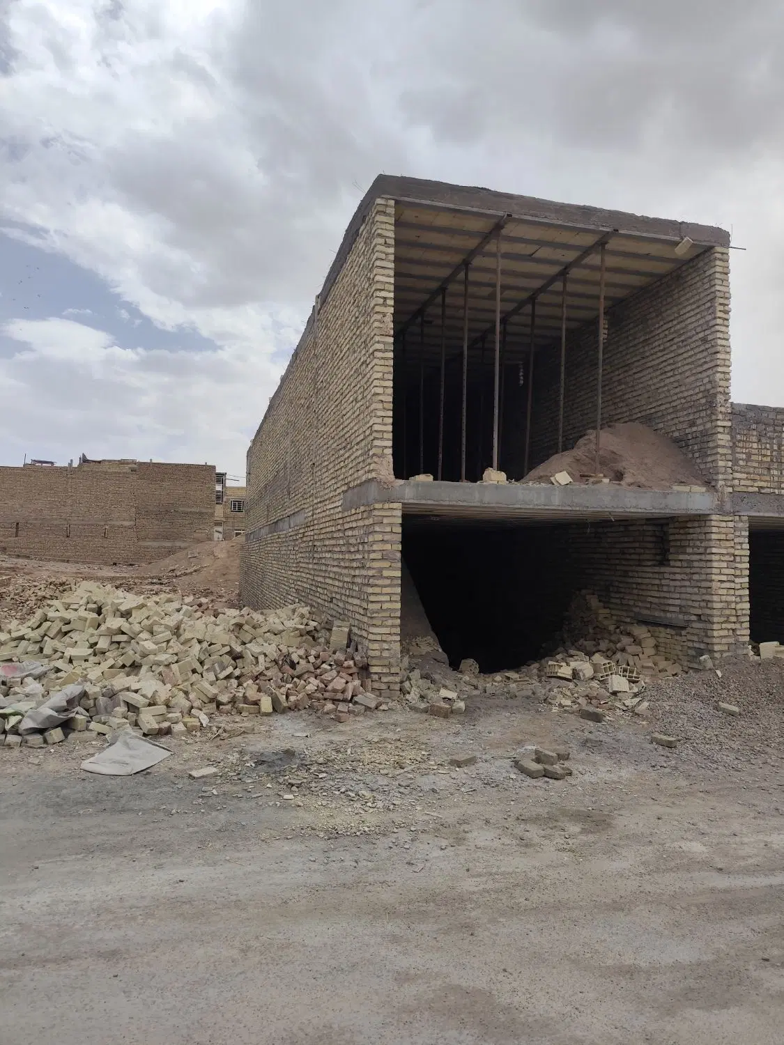 خونه نیمه ساز حسن ابادکوچه 29