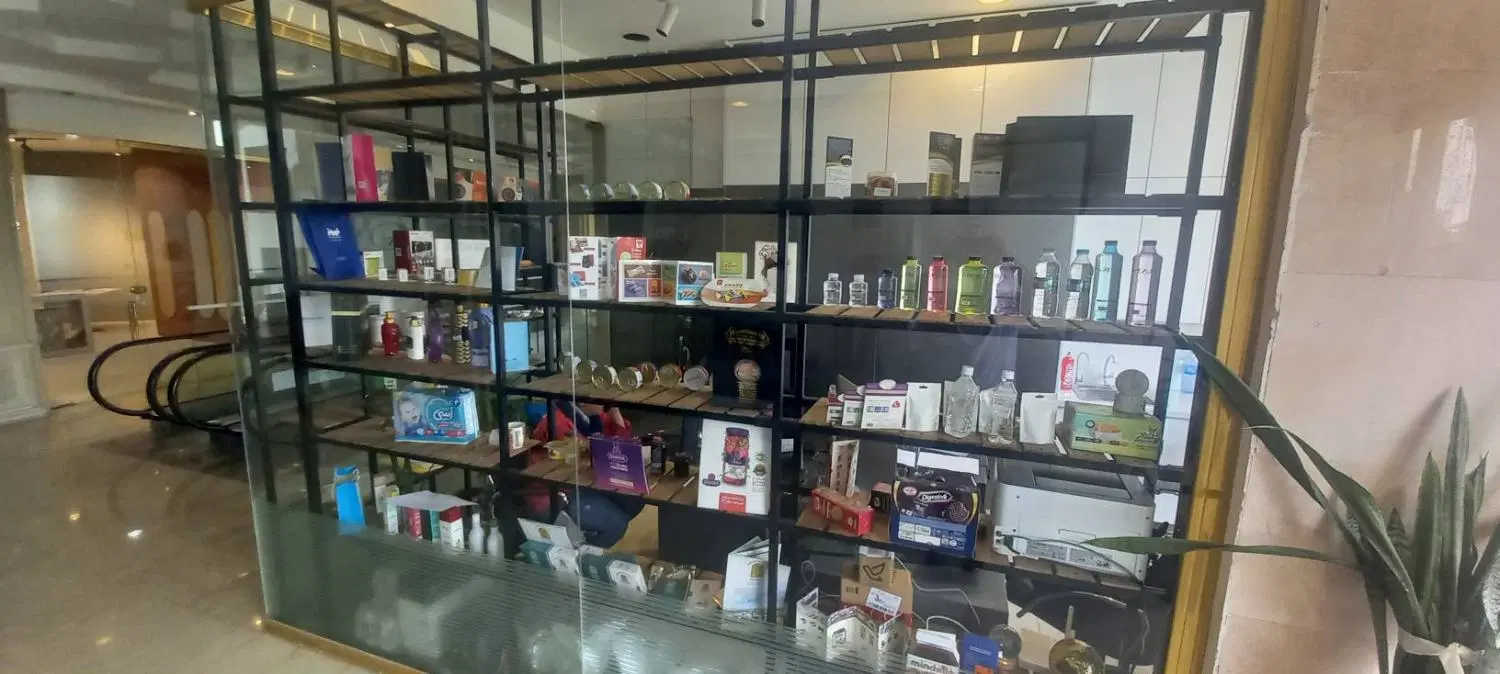 فروش تجاری در بهترین نقطه بلوار ارم