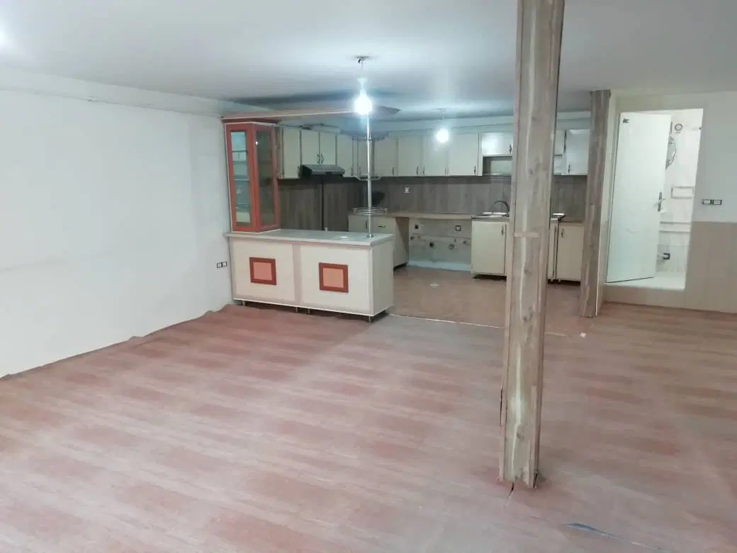 اجاره ۱۰۰ متری تک خواب با انباری، حیاط مشترک
