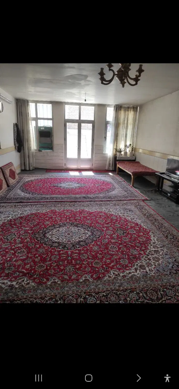 منزل فروشی متراژ ۱۸۰ بنا 130 کوچه 12 متری