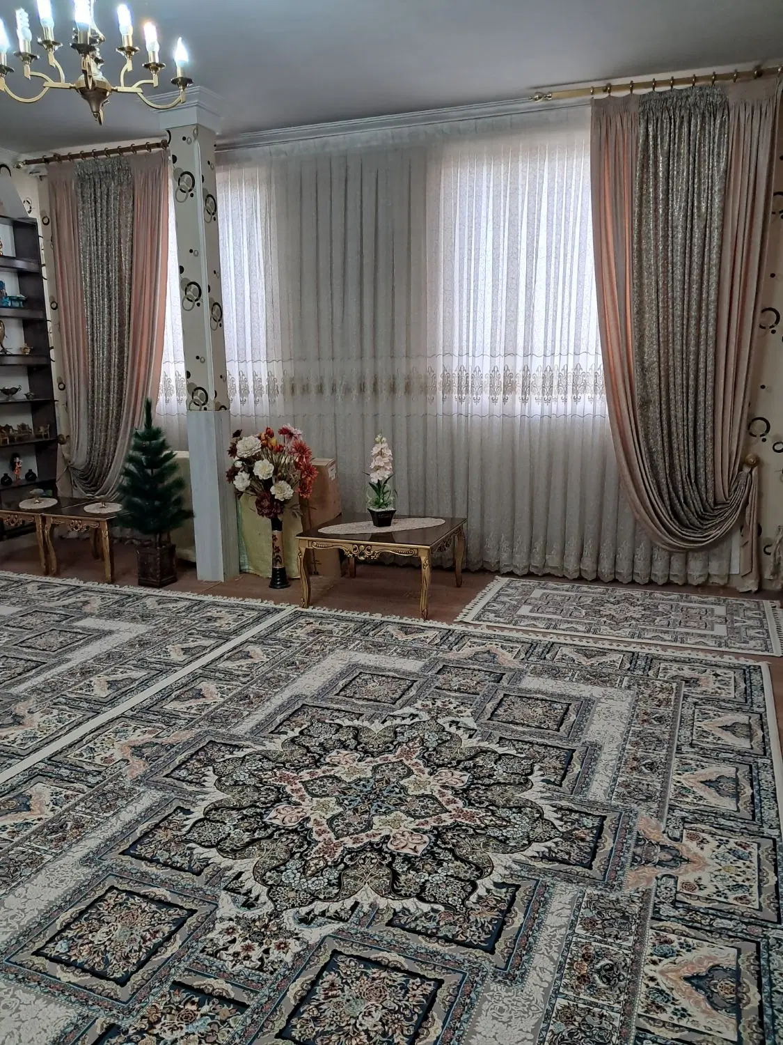خانه دو طبقه و نیم دوبر آیت الله غفاری