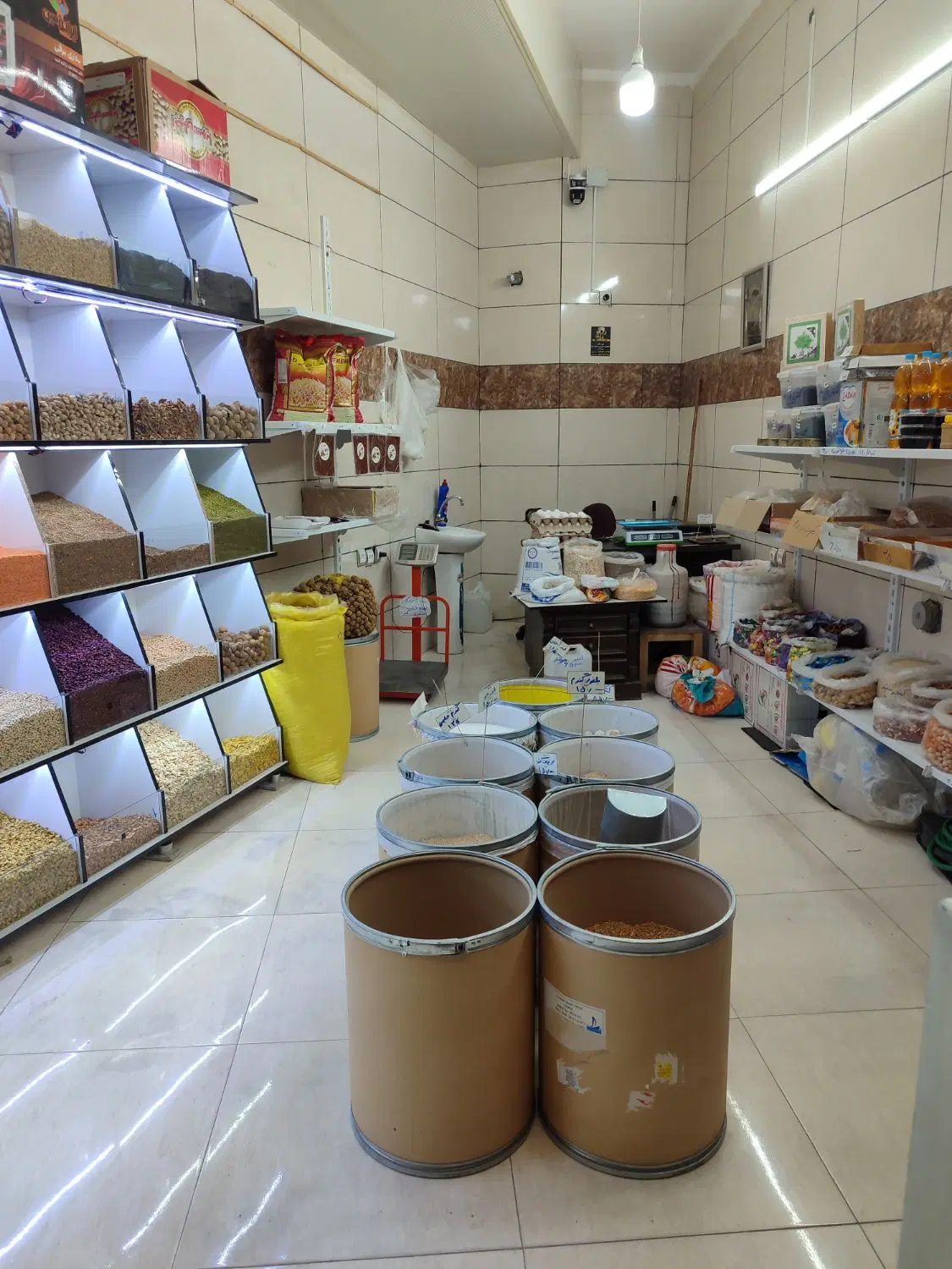 واگذاری مغازه خشکبار و اجیل