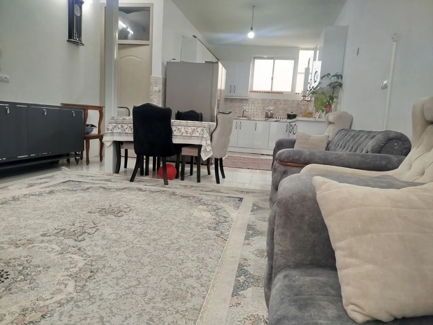 منزل حیاط دار طبقه همکف