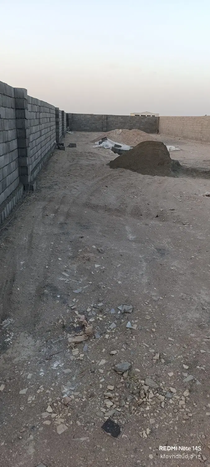 باغ ۴دیواری آب برق