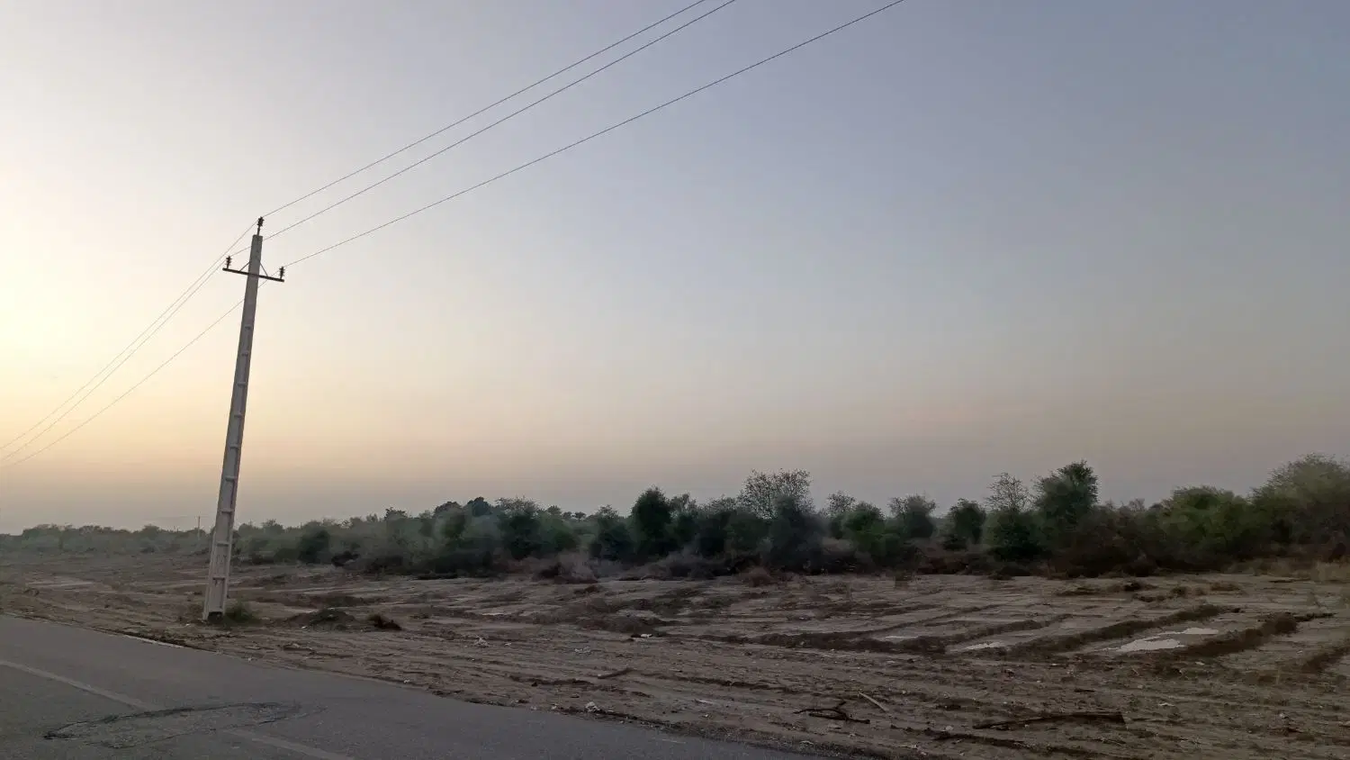 زمین کشاورزی سنددار با چاه عمیق 60هکتاری میناب