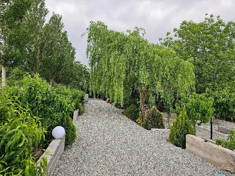 ۱۰۰۰ متر باغ چهاردیواری