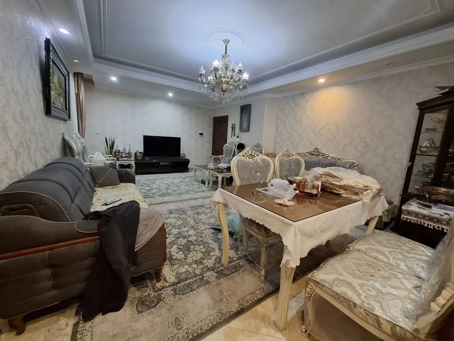 ۷۵ متر فول تاپ لوکیشن