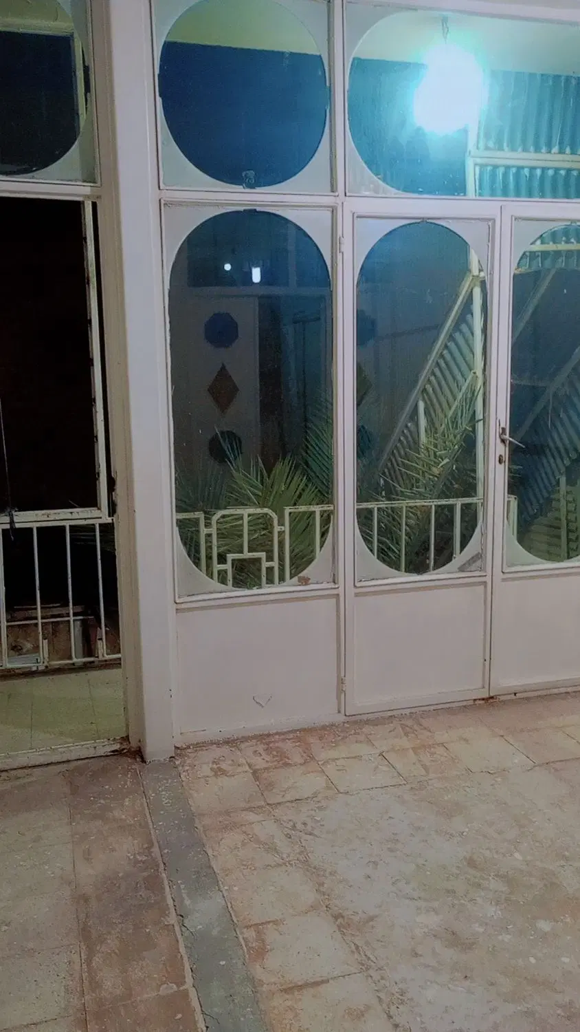 ملک دو طبقه ۷۰ متری دو سرویس