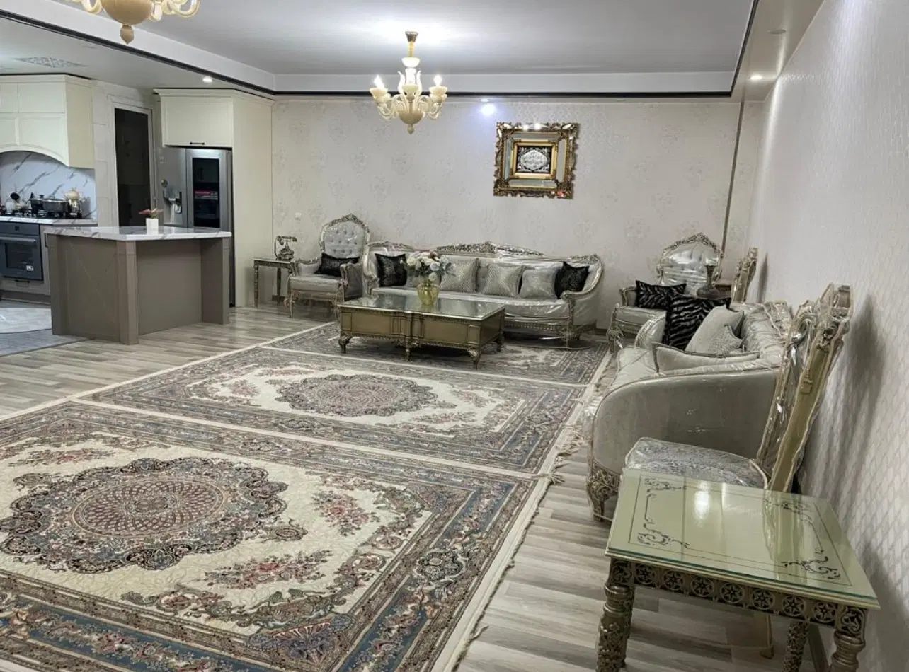 ۹۰ متر ۲خواب بهارشمالی