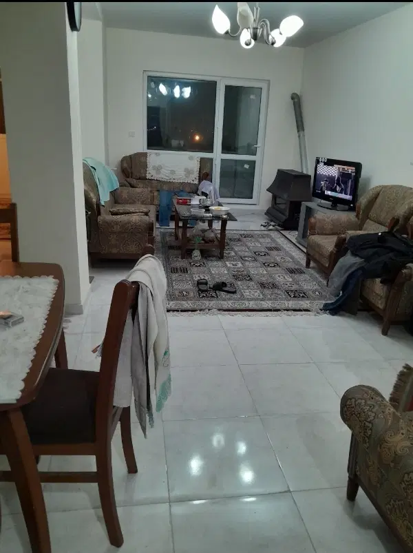 همخانه خانوم