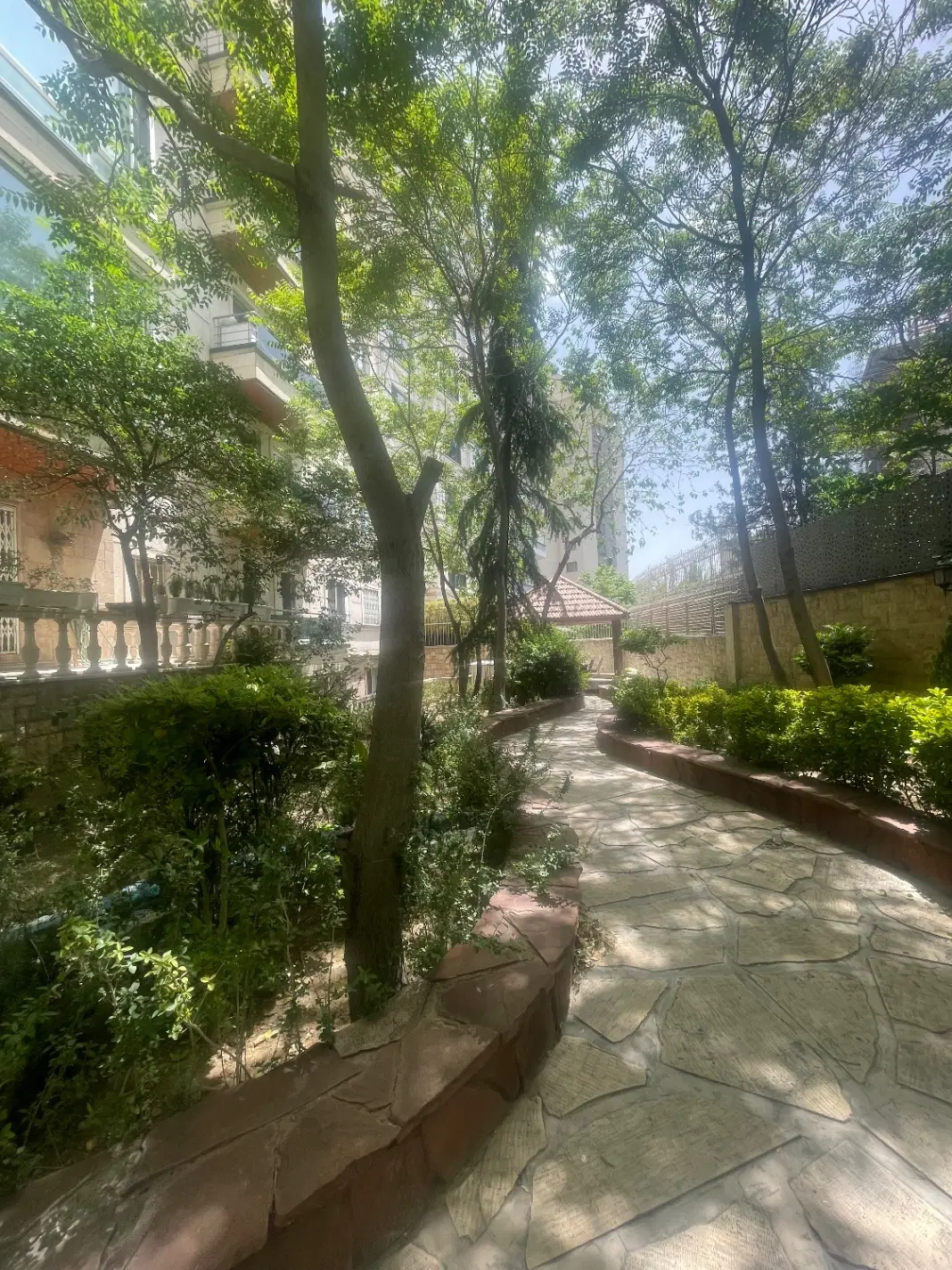 ۲۰۰خرید و مشارکت سعادت اباد دادمان