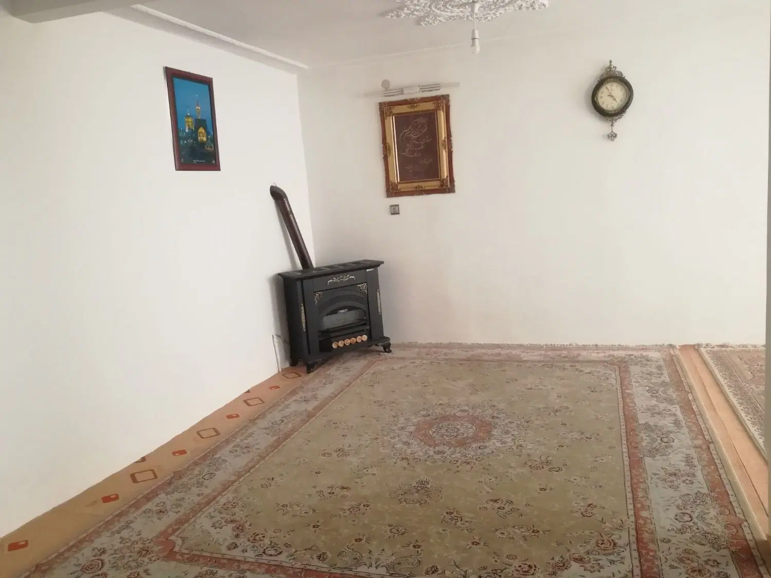 خانه ویلایی دربست 130 متر زیربنا
