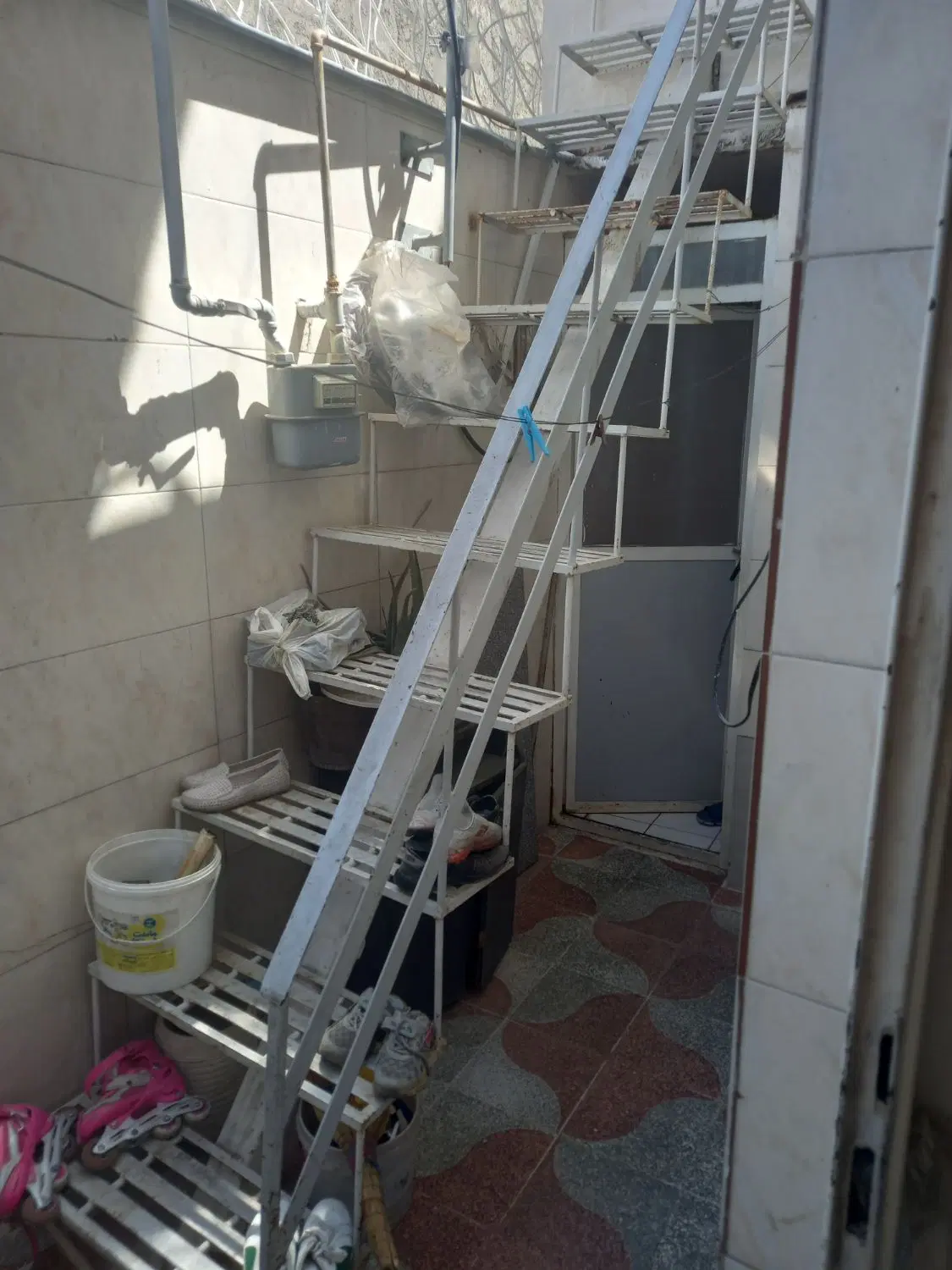 خانه دوطبقه بسیارتمیز