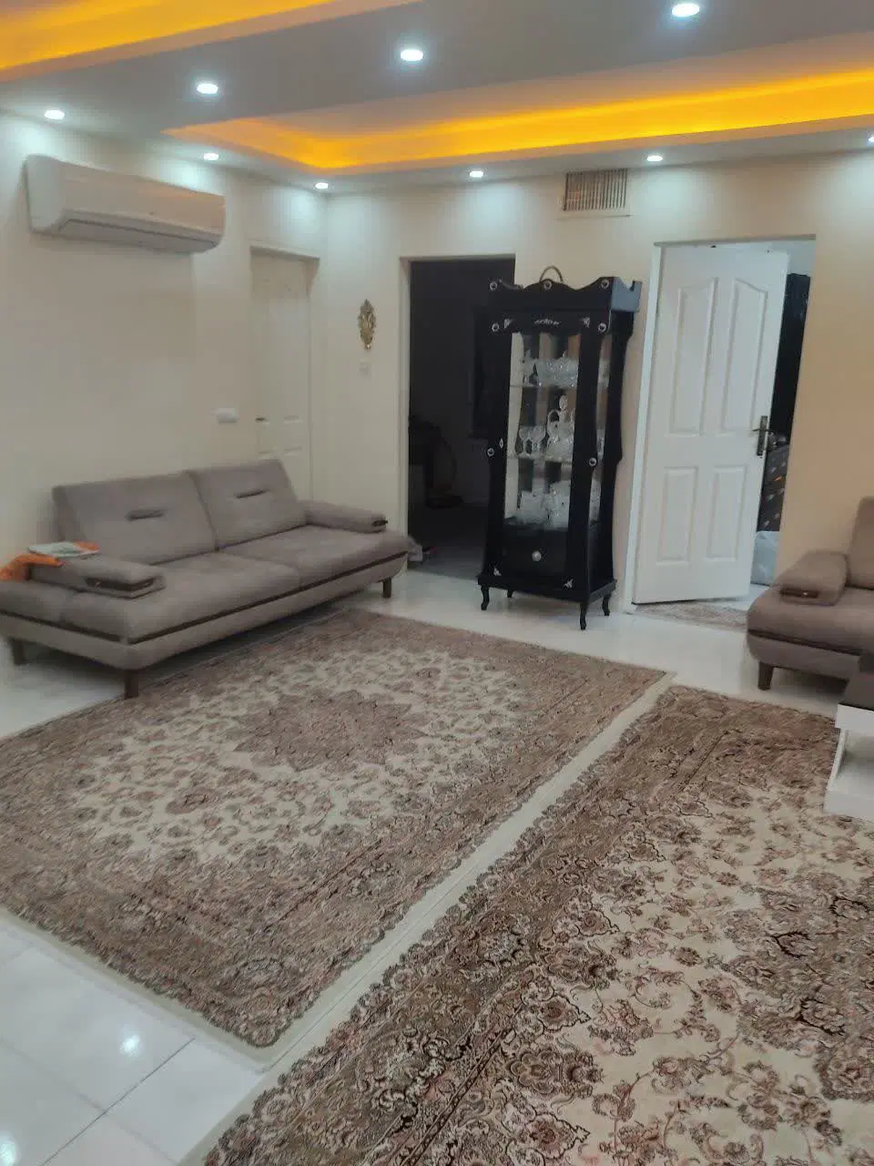 ۷۶متر پارکینگ انبارمسقف ۲ واحدی فول لاکچری ویوباز