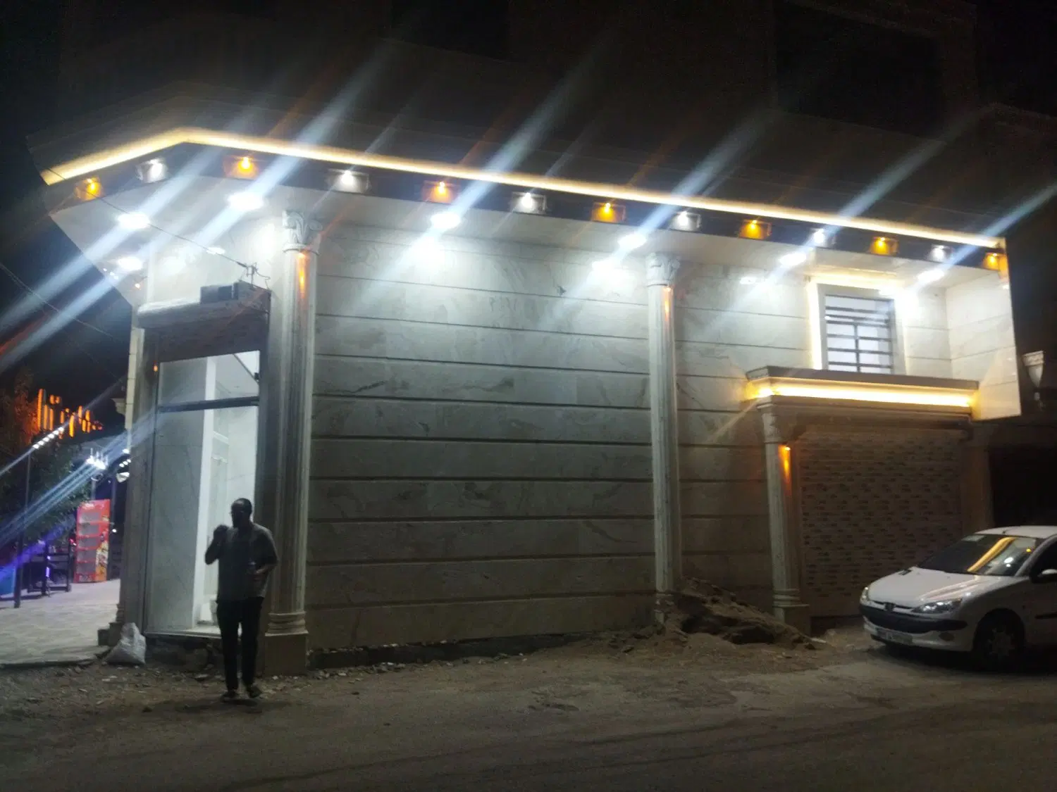 اجاره مغازه ۱۸۰۰۰۰۰۰