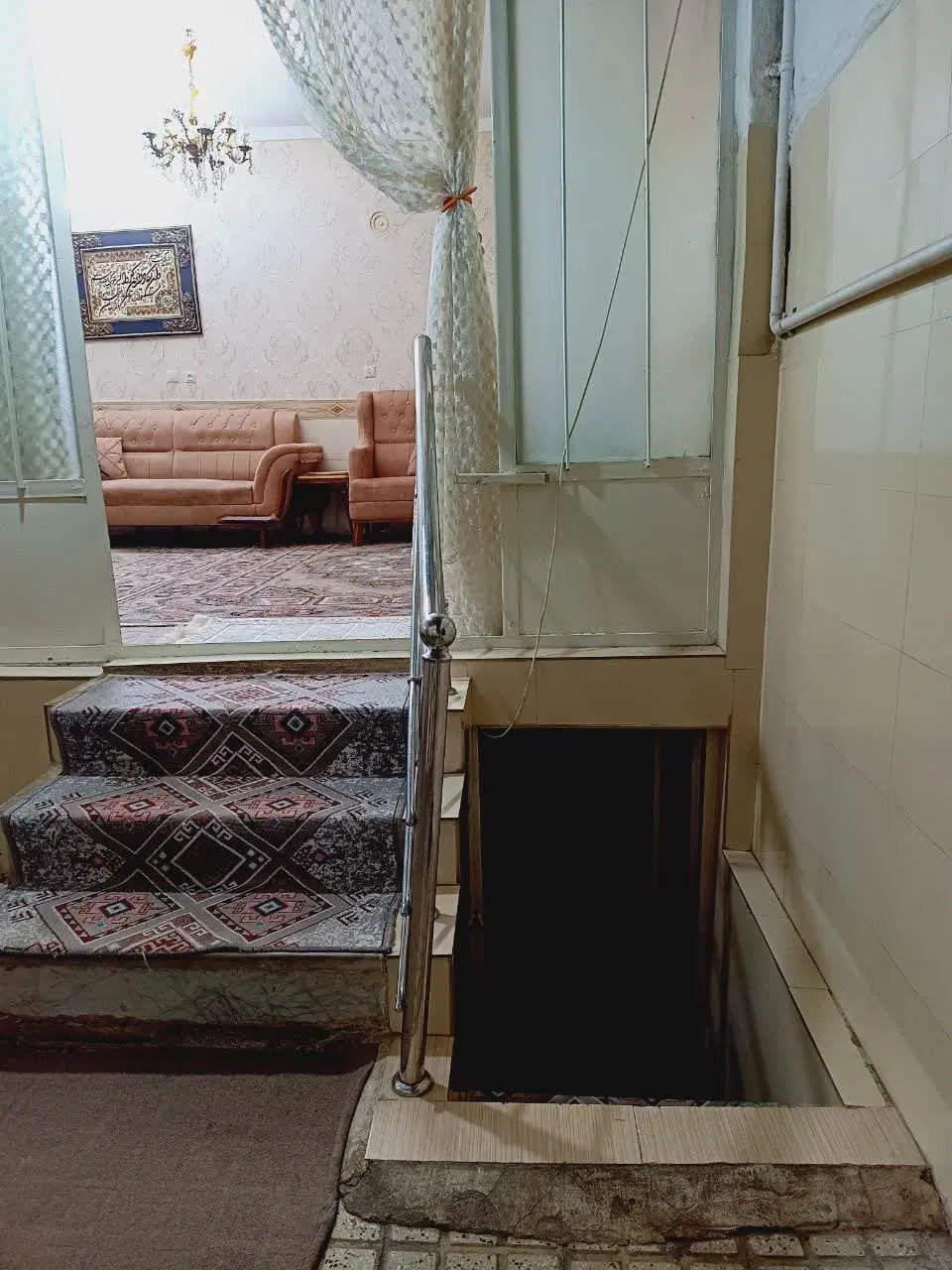 خانه مسکونی 75متری با زیر زمین