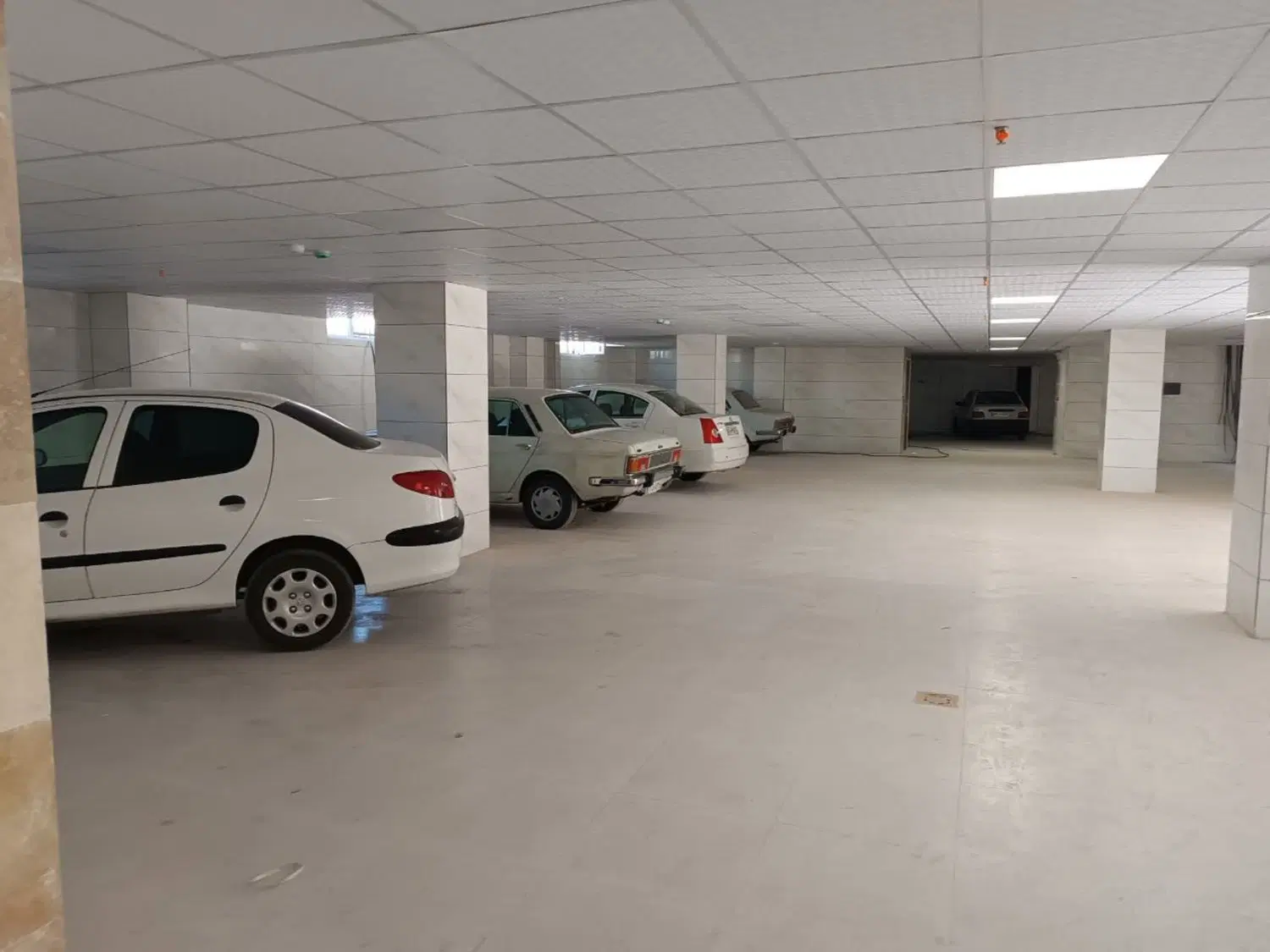 آپارتمان صدرای اندیشه
