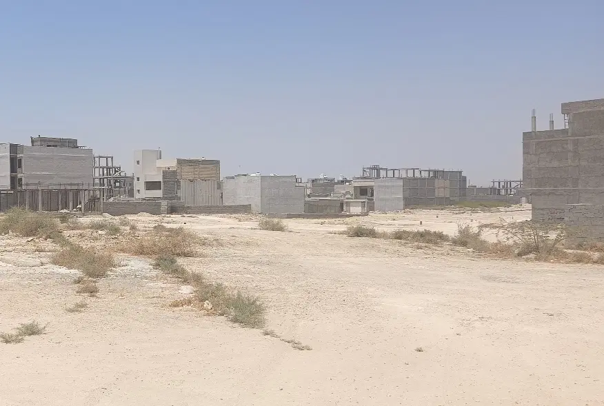 زمین ۱۲۵ متری ریشهر باغ بهزاد سند تک برگ