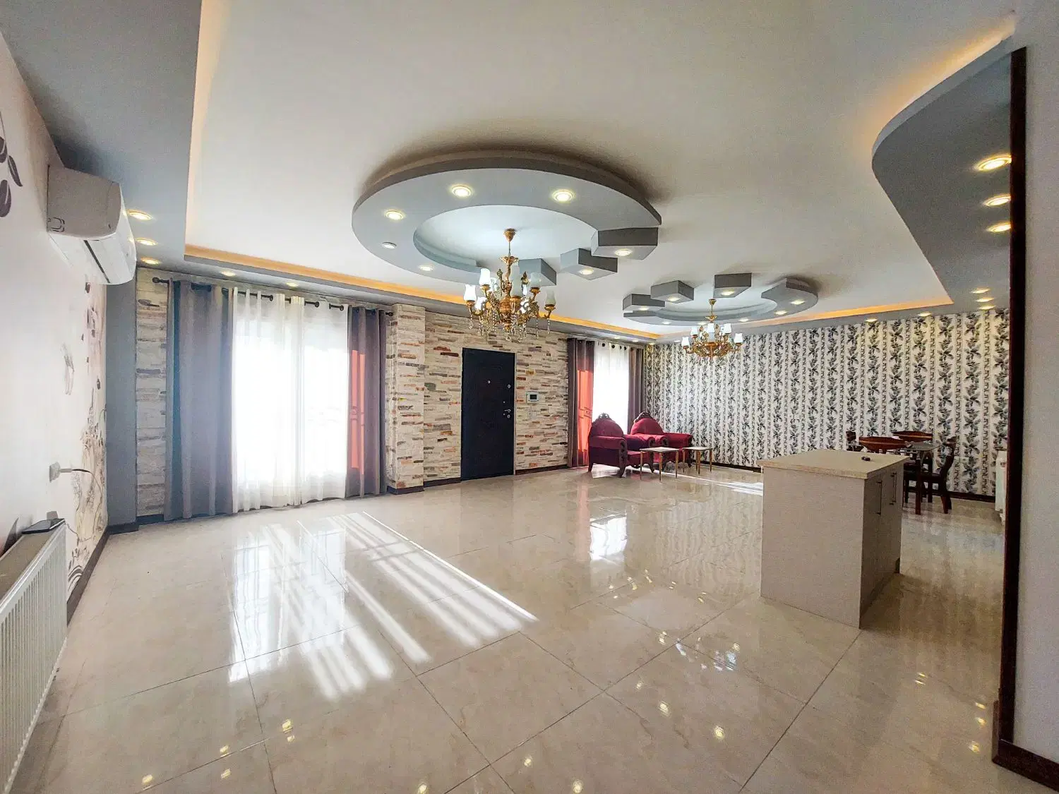 ویلای دوبلکس مناسب برای سکونت وسرمایه گذاری