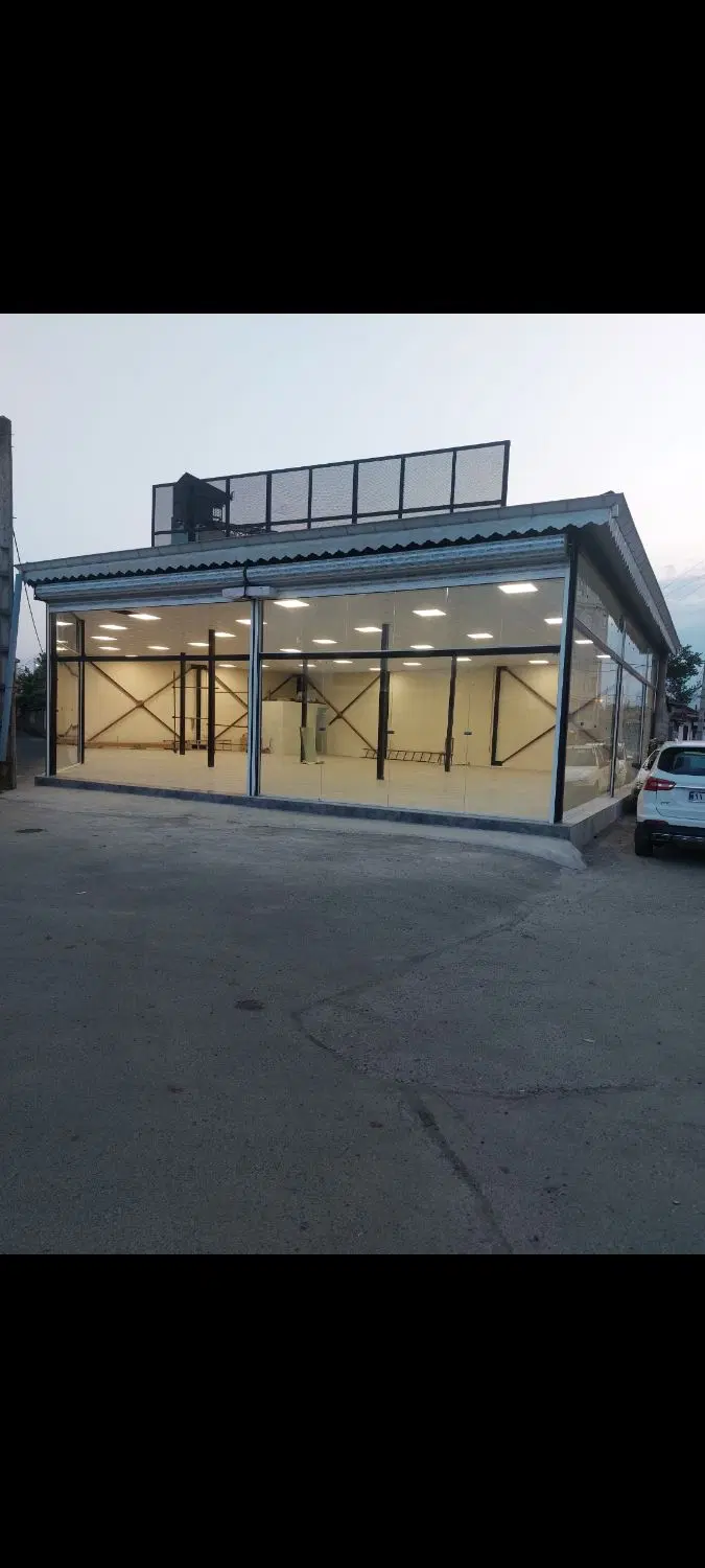 اجاره مغازه ۳بر ۳۰۰متری