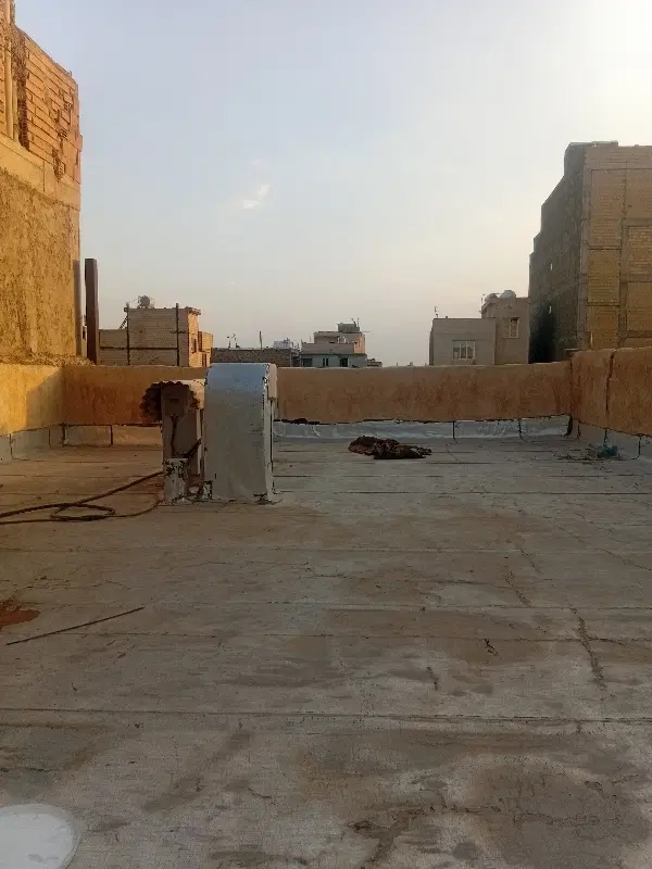 خانه  مساحت ۲۸۰متر بنای ساخته شده ۱۶۵متر سنددار