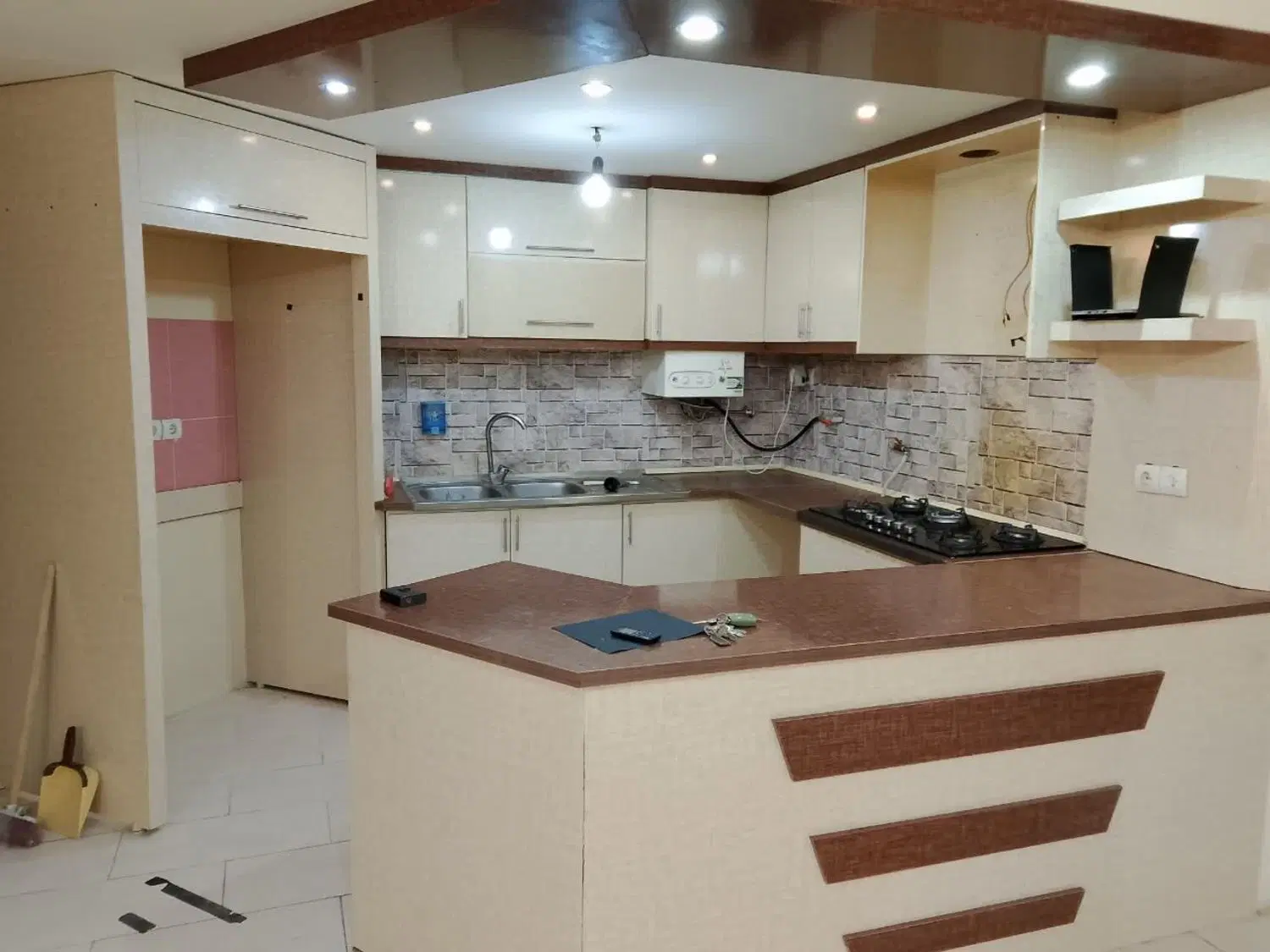 اپارتمان تکمیل
