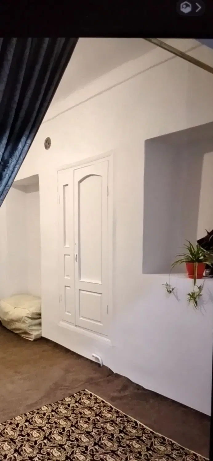 تک اتاق همراه باسرویسهاومخزن راه جدادربست