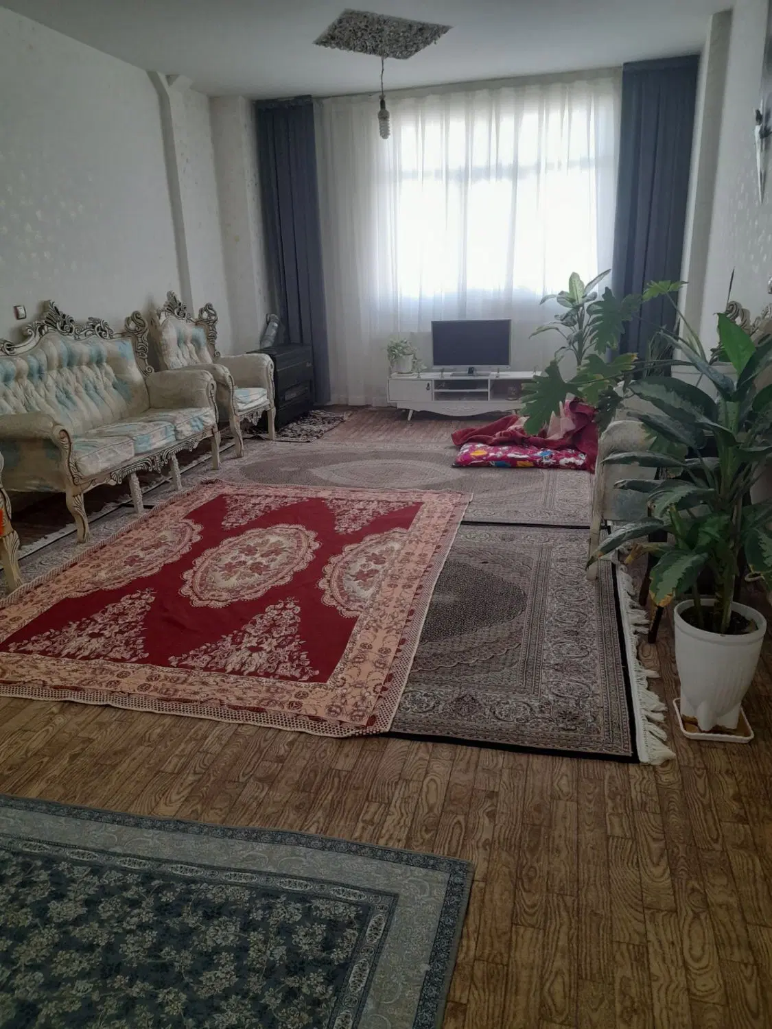 واحد اپارتمان۹۵ متر دوخاب دارای پارکینک