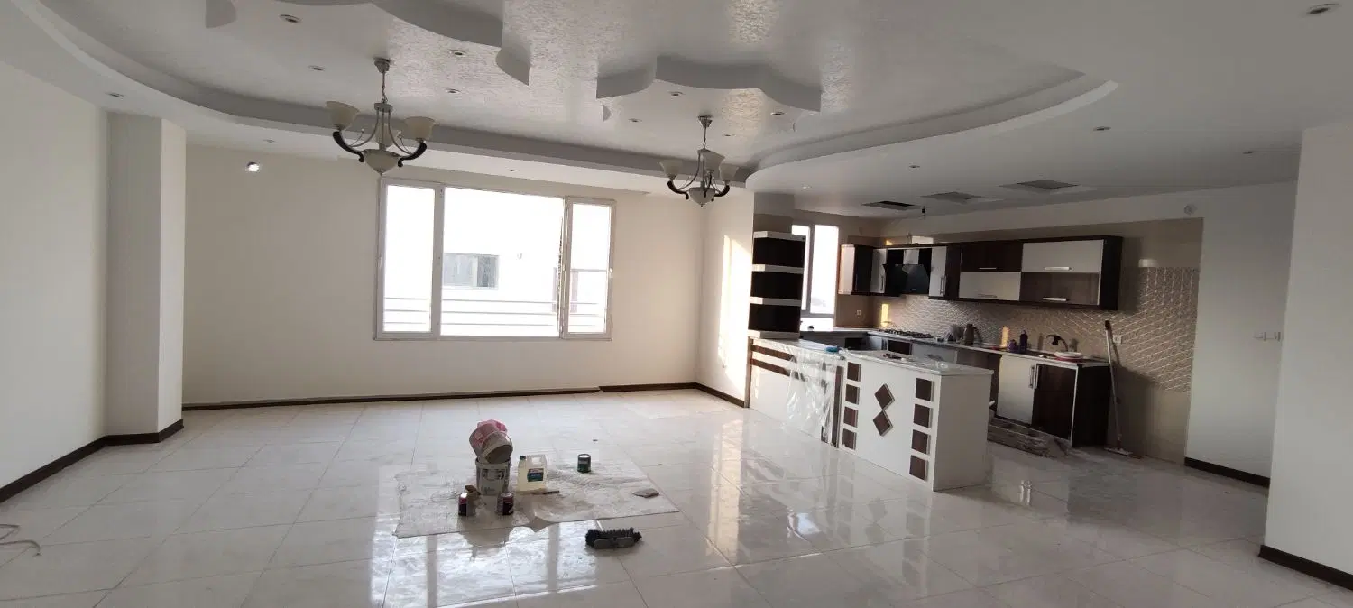 121متر آپارتمان،سندتکبرگ،فول امکانات،4سال ساخت