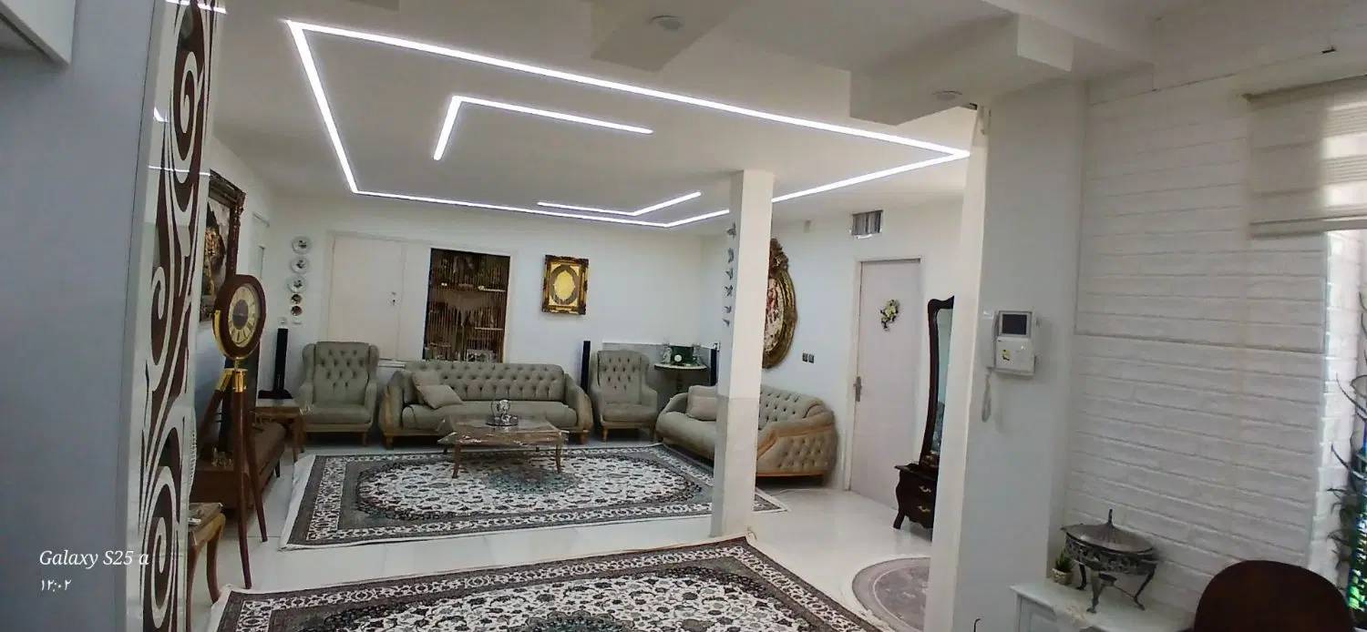 ویلایی شیک