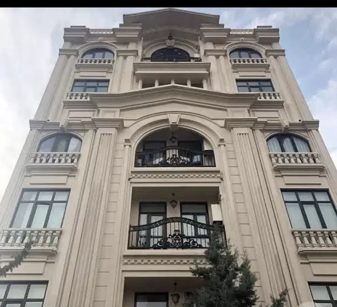 فروش آپارتمان کوی نیاوران