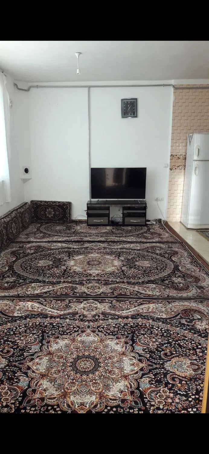 خانه فروشی روبروی زندان مرکزی