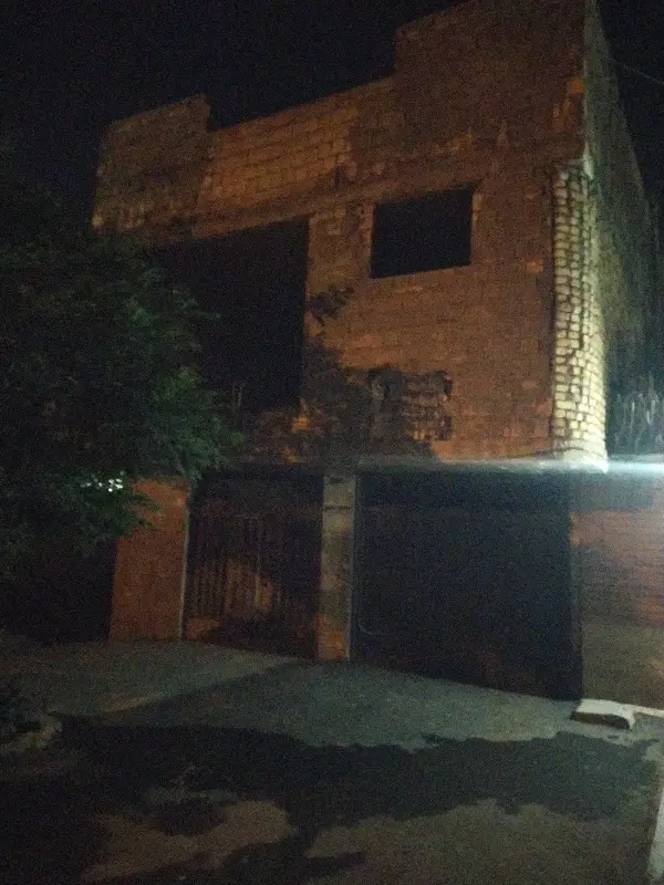 ۱۰۰متر دوطبقه دونبش مرکز شهرابریشم