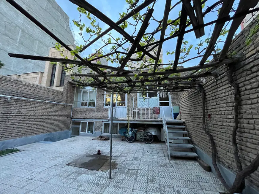 خانه‌ی قابل سکونت کلنگی