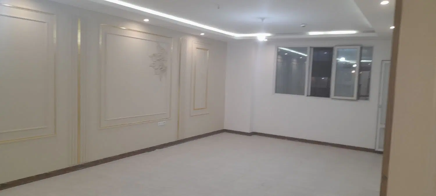 آپارتمان ۹۵متری سنددار