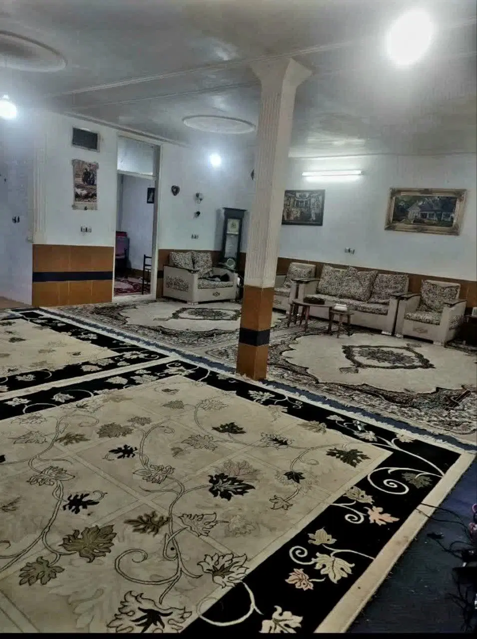 خانه کلنگی دو بر واقع در آبشار ۶