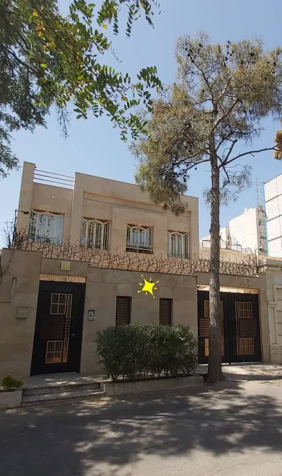 منزل ویلایی ۲ طبقه حاشیه فکوری
