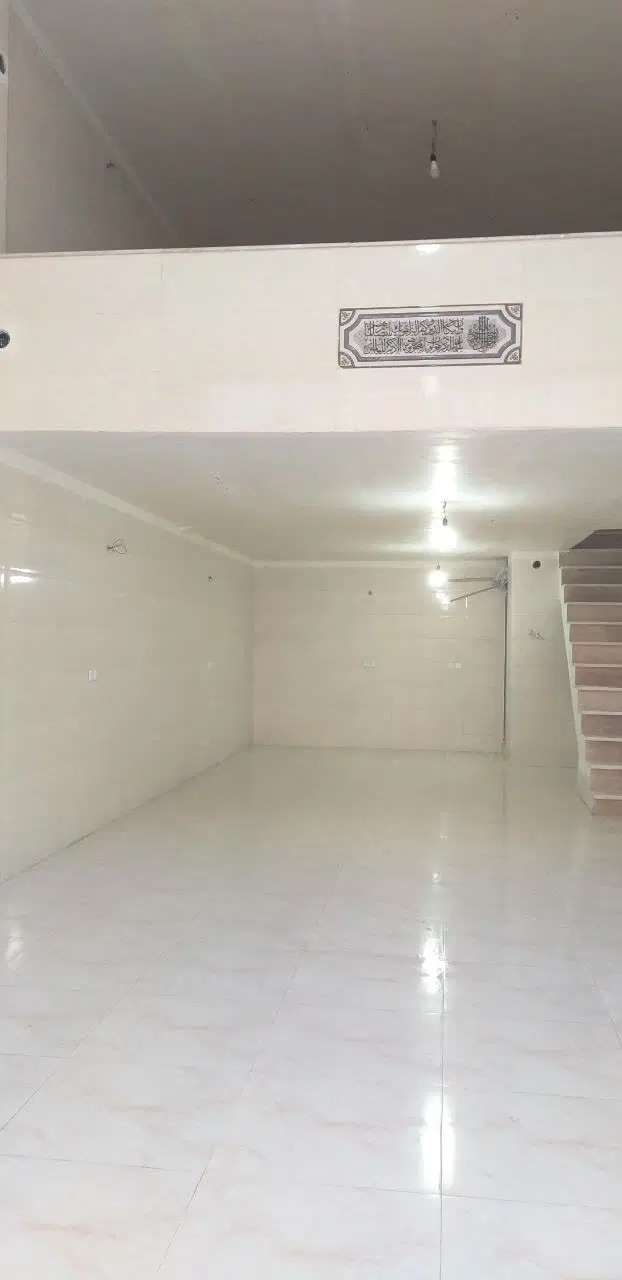 اجاره مغازه ۱۰۰ متری در مجتمع عرفان رباط کریم