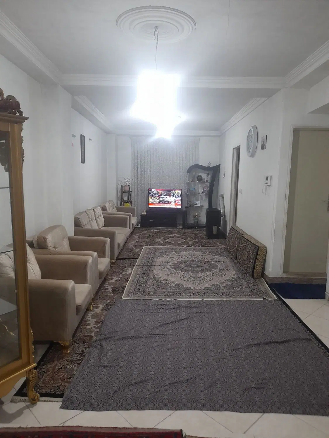 60متری.   املاک پارسیان