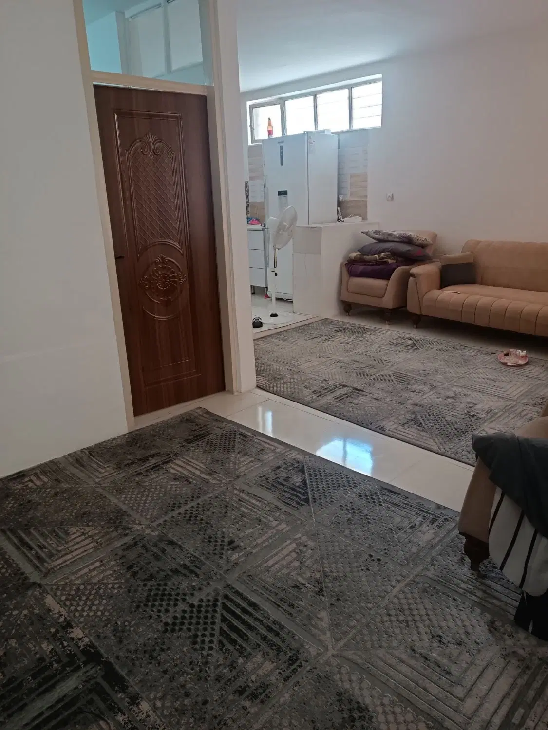 خانه ۶۵ متری همکف خزانه داری فروش فوری