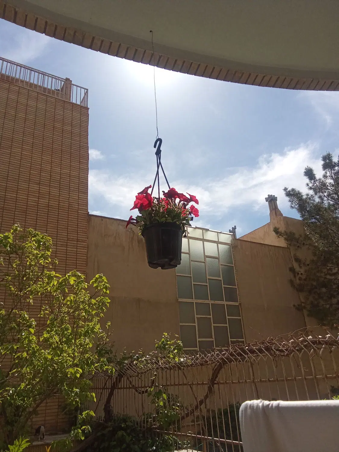 اجاره واحد ۱۹۰ متری ۳ خوابه با آسانسور مشتاق دوم
