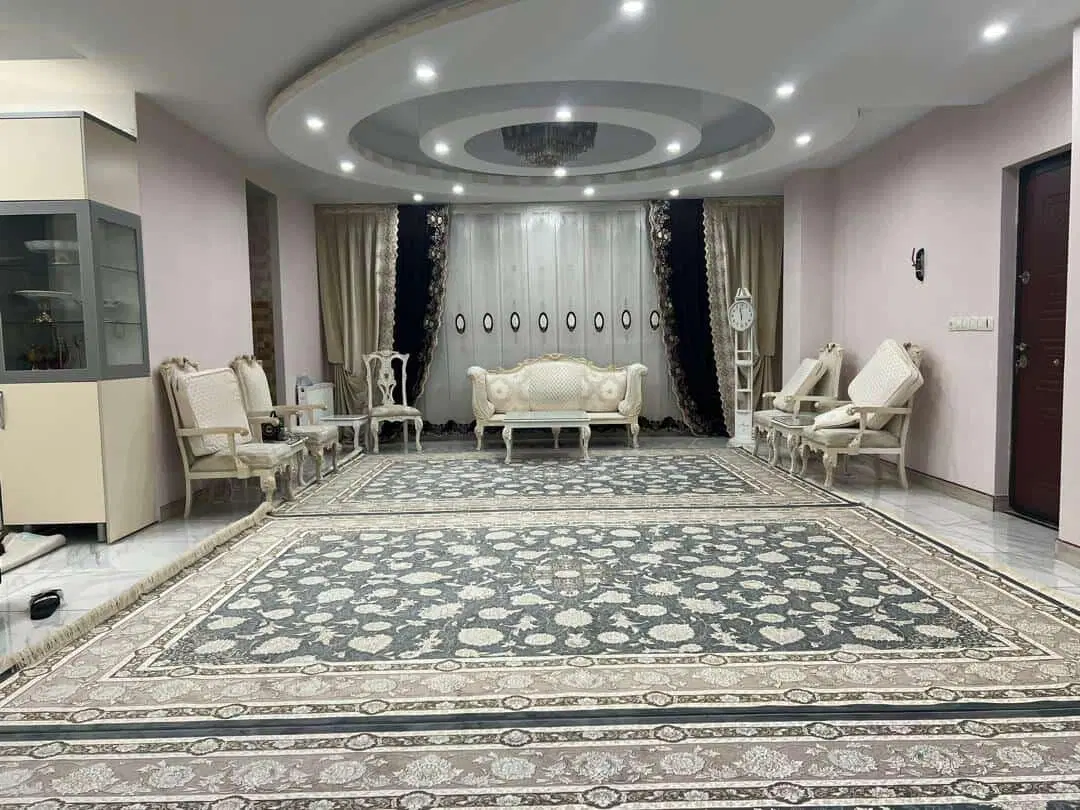 آپارتمان ۱۳۰ متر مربع طبقه ۲ نما