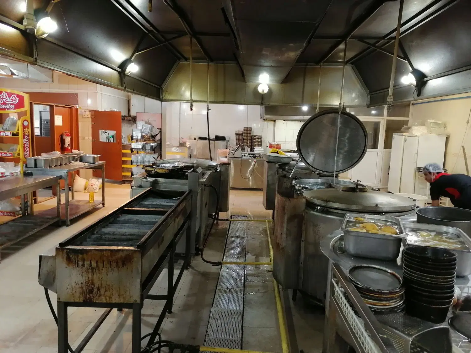 واگذاری کترینگ تهیه غذا