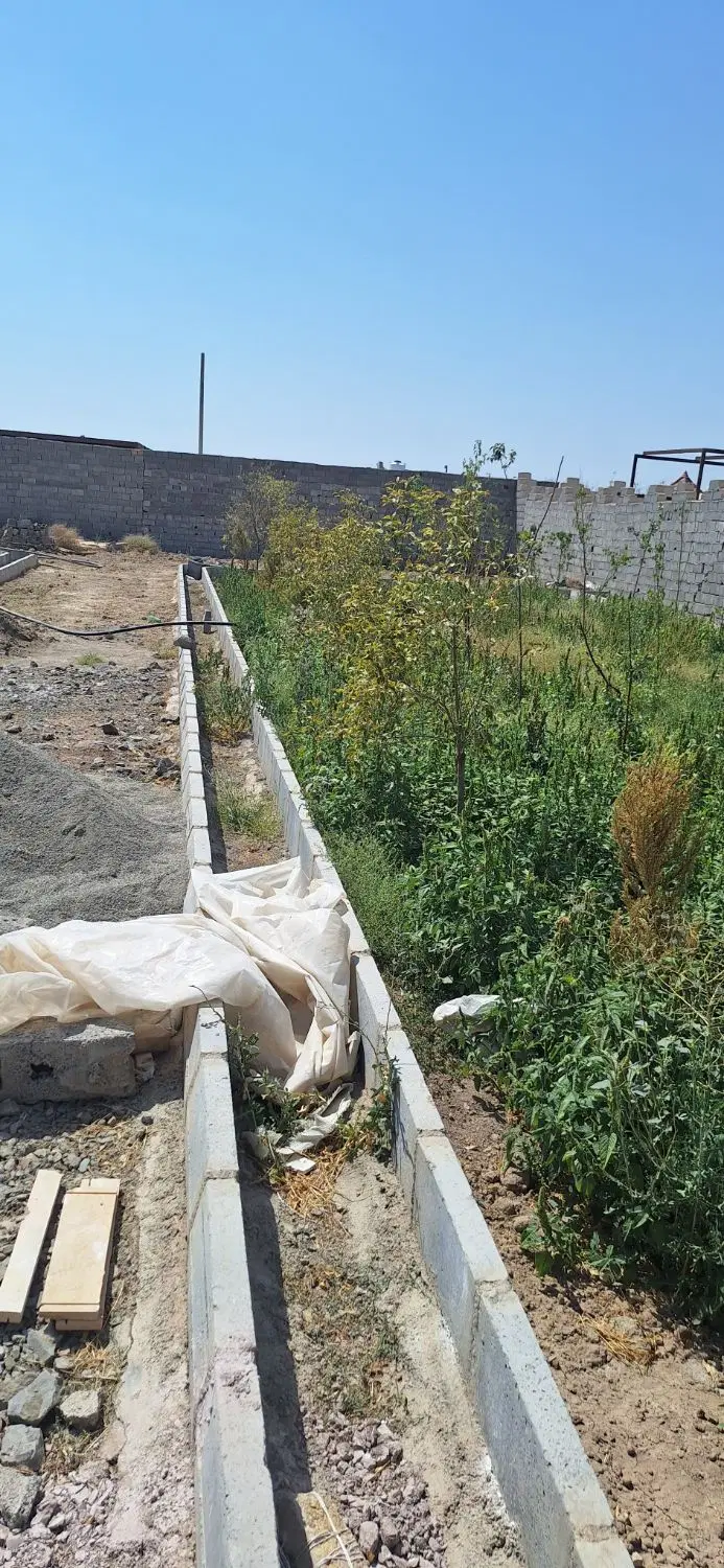 باغچه چهاردیواری ۱۰۰۰متری