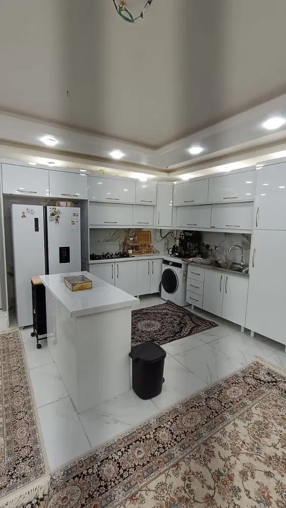 رهن چهار واحده طبقه بالا 75متری تمیز