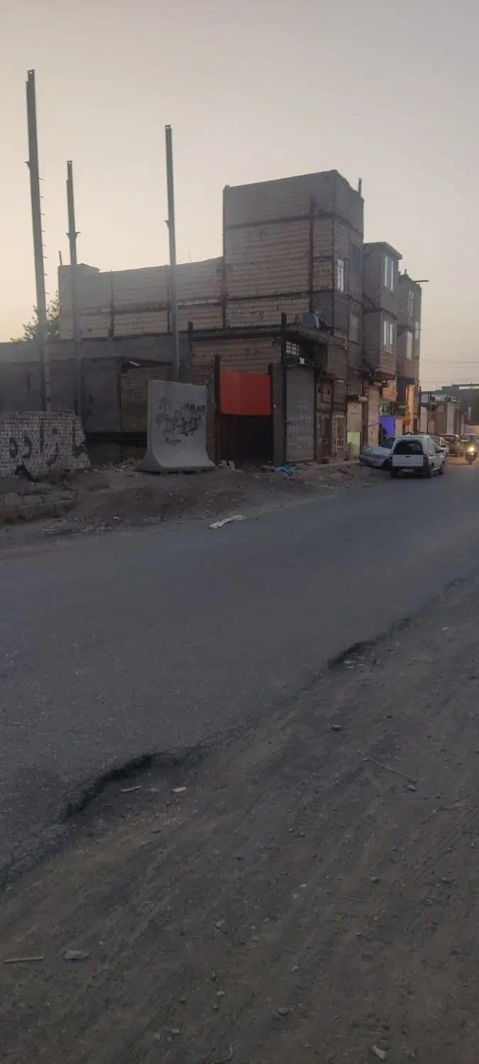 مغازه توس