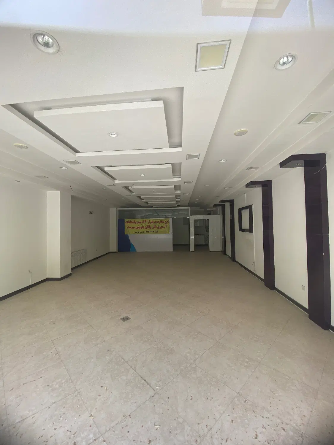 مغازه ۱۱۵متری بر خیابان فرشادی